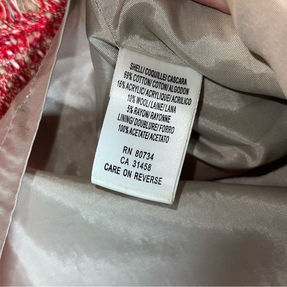 BCBG MaxAzria Cotton Wool Blend Tweed Mini Skirt in Candy Cane Red + Cream - Picture 11 of 12